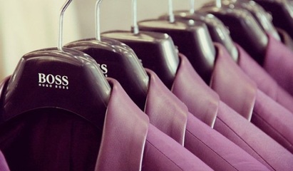 上半年服裝針紡零售額超6800億，市場(chǎng)復(fù)蘇與消費(fèi)升級(jí)態(tài)勢(shì)顯現(xiàn)